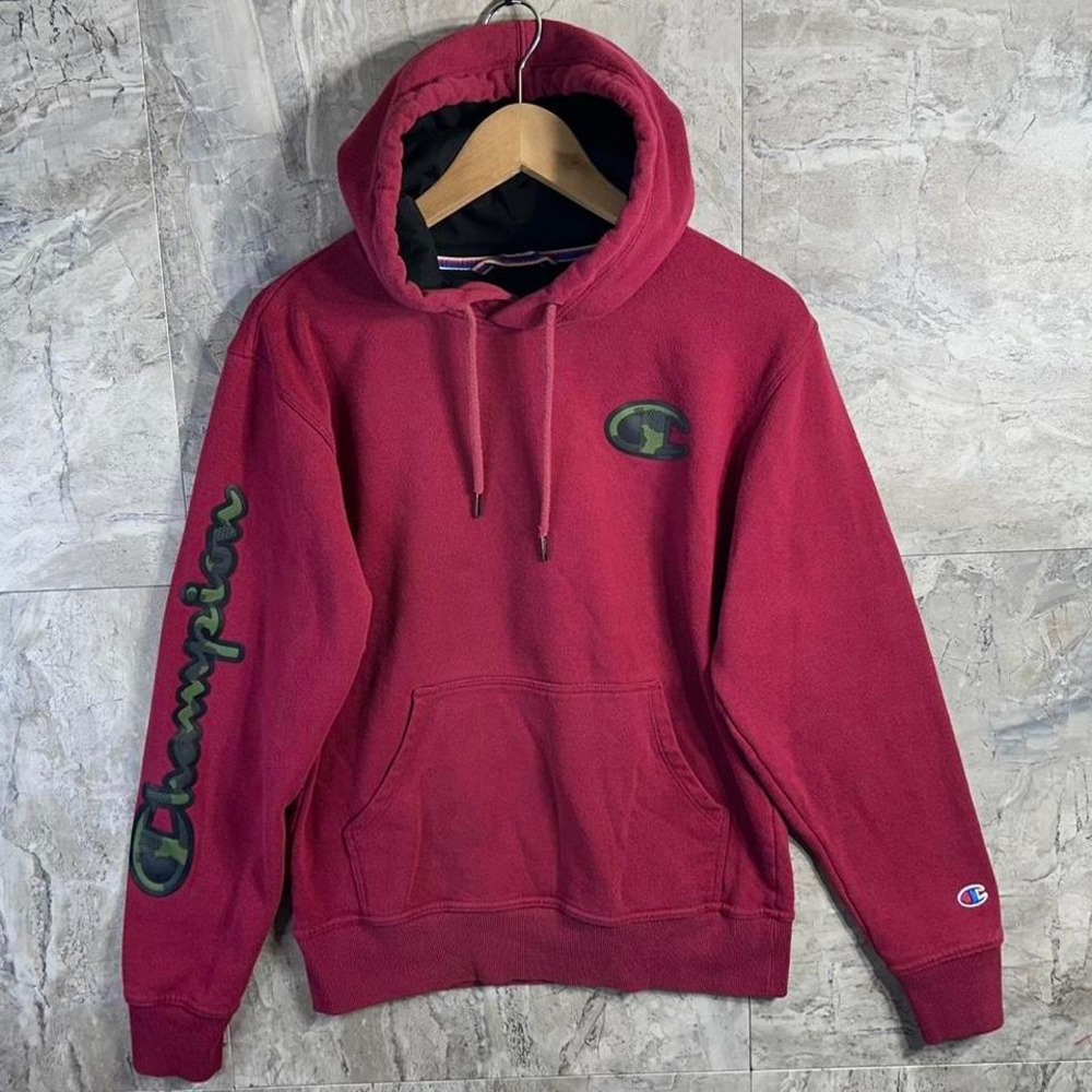 Champion Pullover Hoodie Mens Small Red Camo Fleece Sweatshirt Classic - Picture 1 of 7